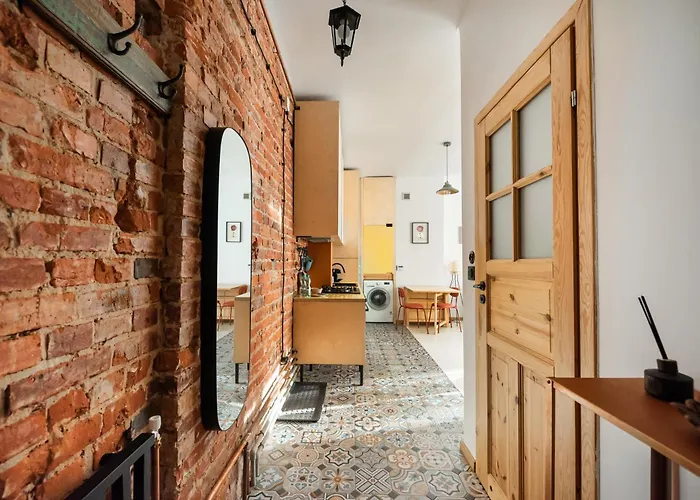 Saska Kepa Loft Style Apartment
